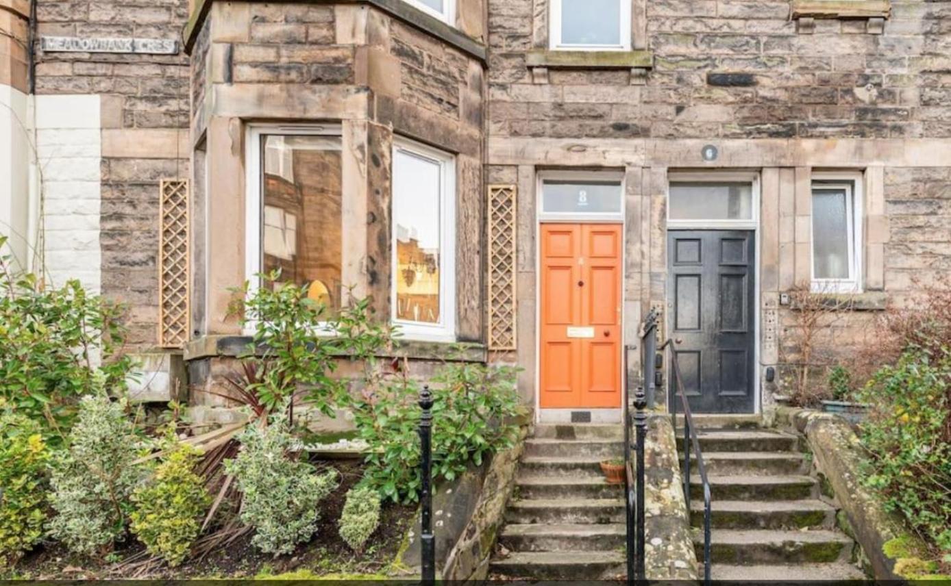 Appartamento Holyrood Park: Lush & Arty 2 Double Bed Flat Edimburgo Esterno foto